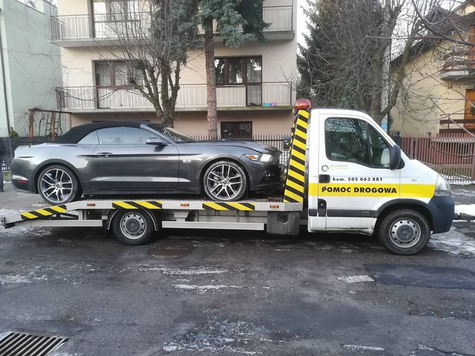 Pomoc drogowa Mechanika u Słowika - Ford Mustang na lawecie